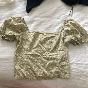 Cute green short sleeve shirt